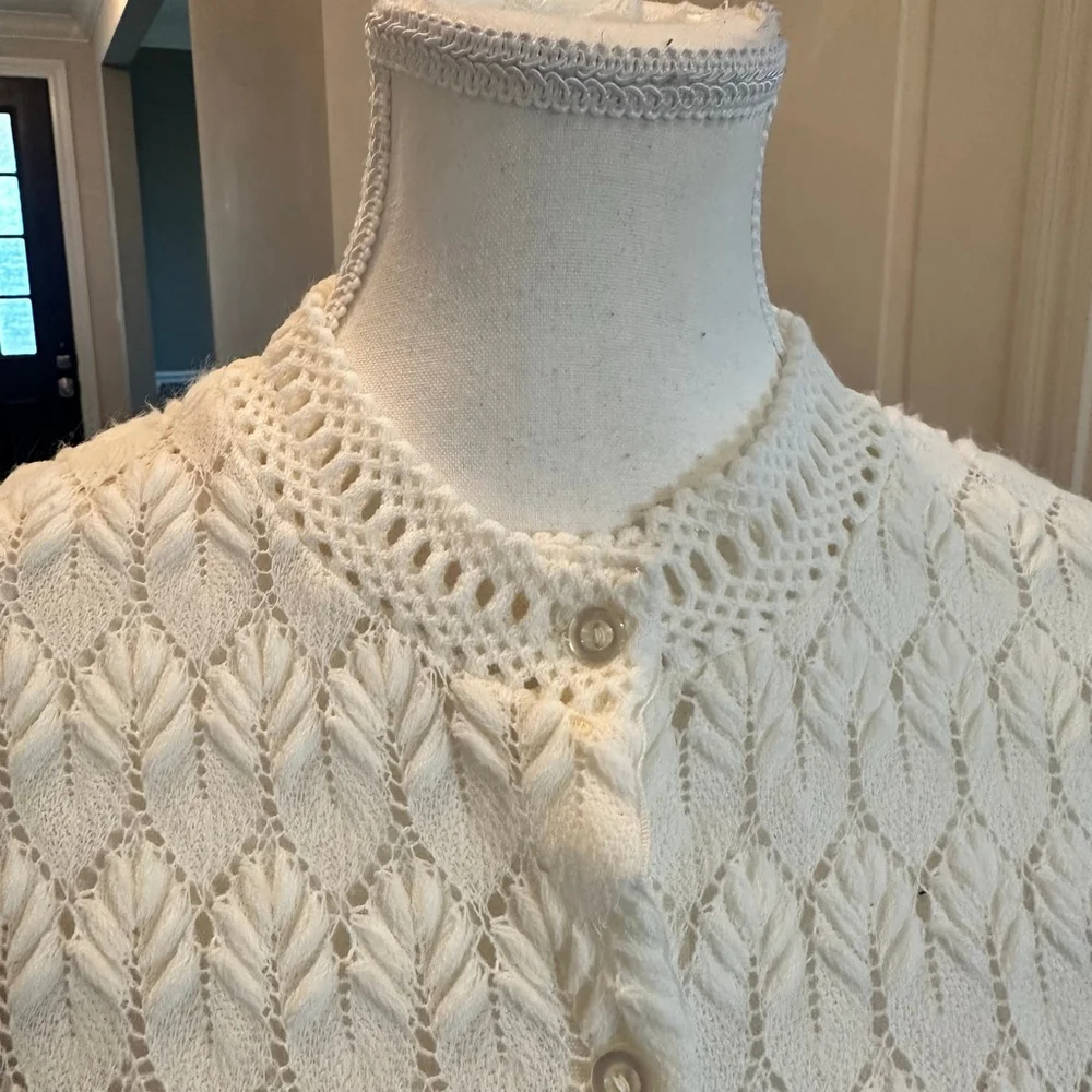 60s Cottagecore crocheted geometric off white cardigan Carol Brent - Picture 5 of 6